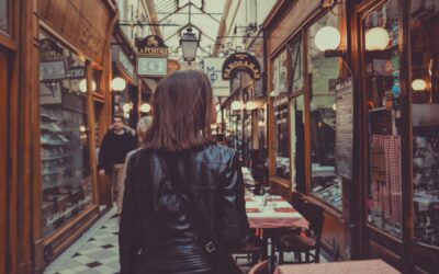4 Retail Industry Challenges and Solutions for Enterprise Marketers